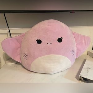 Squishmallow Aziza 16" NWT